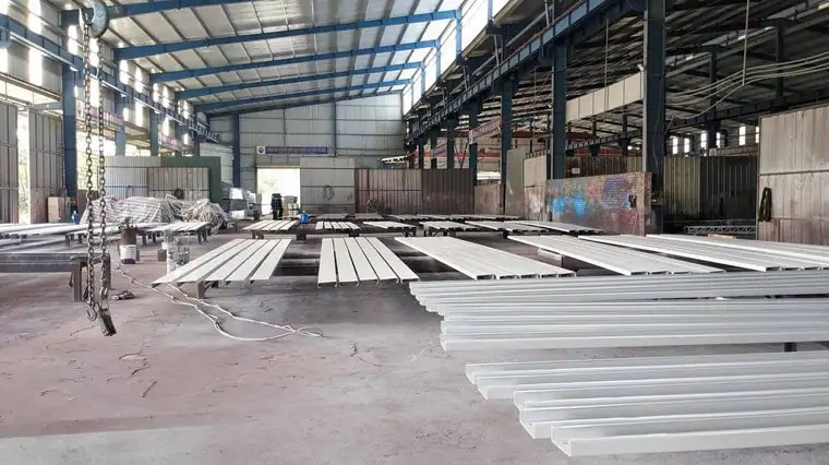 Xưởng chế tạo kết cấu thép Tây Tiến